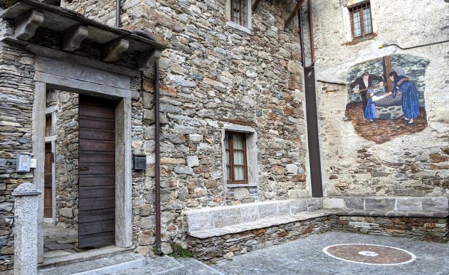 Dimora Storica Casa Vanni Villadossola エクステリア 写真